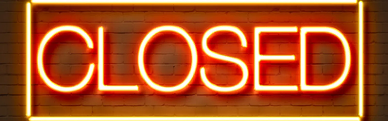 Neon red closed sign
